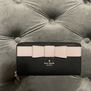 Kate Spade Bow Wallet